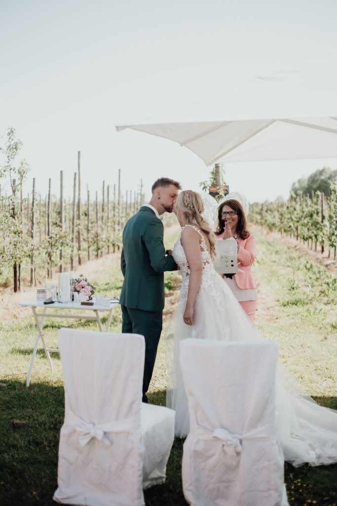 f1c5db9c-efe6-4afc-b38f-f744d7d22dfd